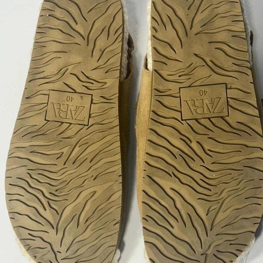 Zara stylish tan